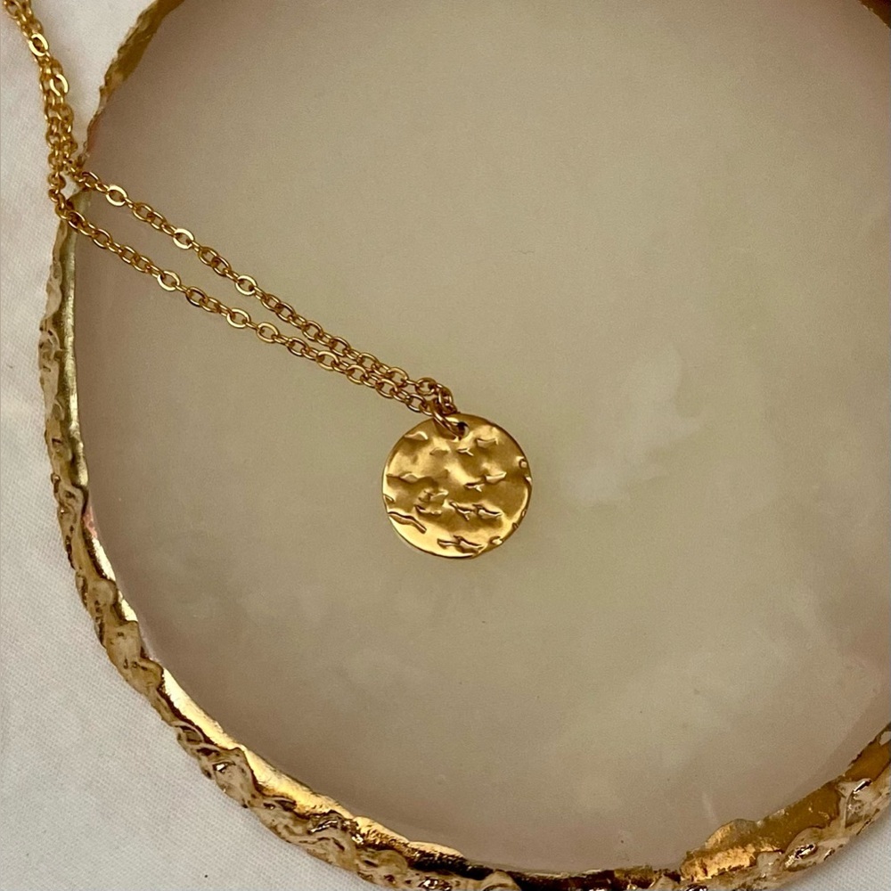Dainty Hammered COIN Necklace | GOLD Stainless‎ Steel Mini Pendant - Picture 2 of 7
